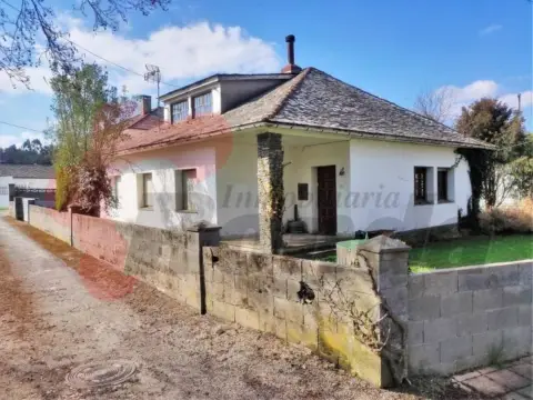 Chalet en Begonte
