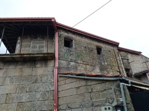 Casa rústica en Luintra