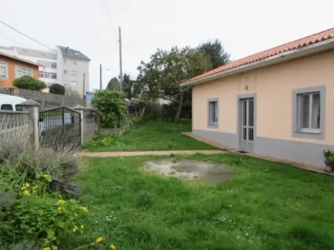 Chalet en Rúa Mosteiro de Samos