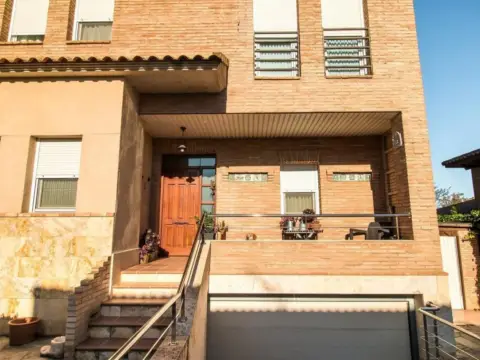 Casa en Montecanal-Valdespartera-Rosales del Canal