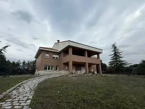 Chalet en Hoyo de Manzanares