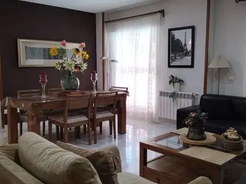 Casa adosada en Parla Este