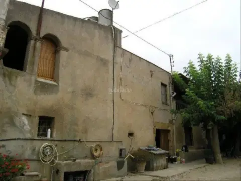 Casa rústica en La Bisbal d'Empordà