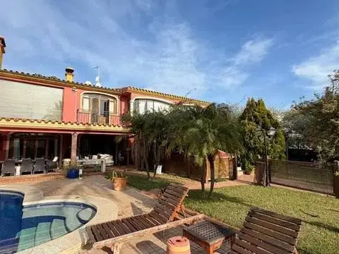 Chalet en Les Platgetes-Torre Bellver-La Renegà