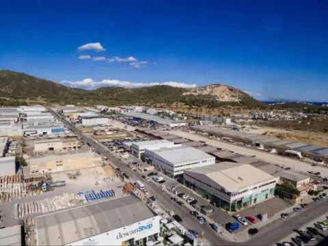 Nave industrial en Calvià Vila