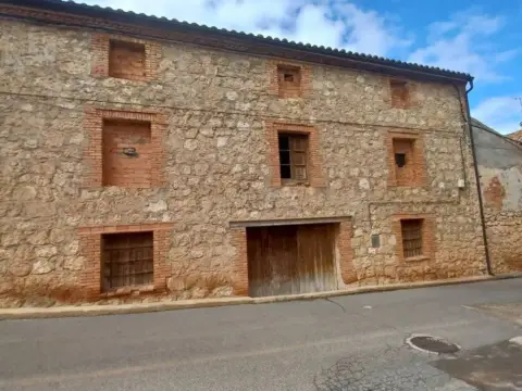 Chalet en Alfambra