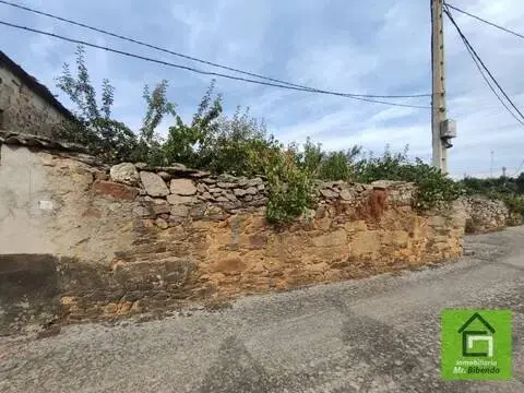 Casa rústica en Muelas del Pan