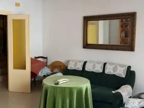 Piso en calle de los Mártires