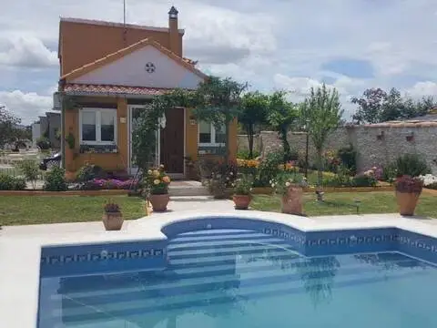 Casa rústica en Saucedilla