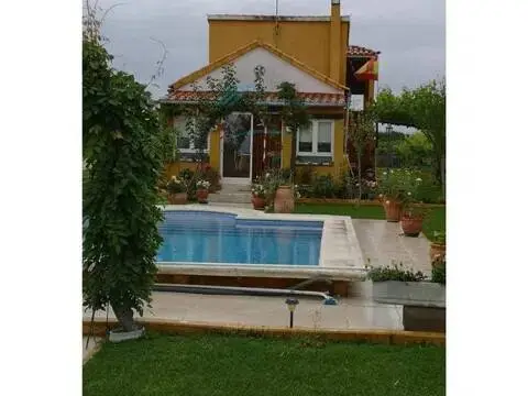 Casa rústica en Saucedilla