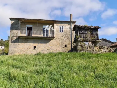 Casa en A Agra (San Cristovo de Cea)