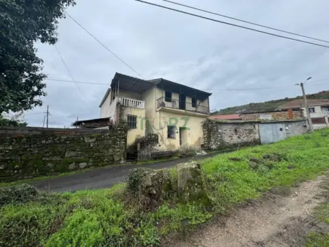 Casa en Ourense Capital