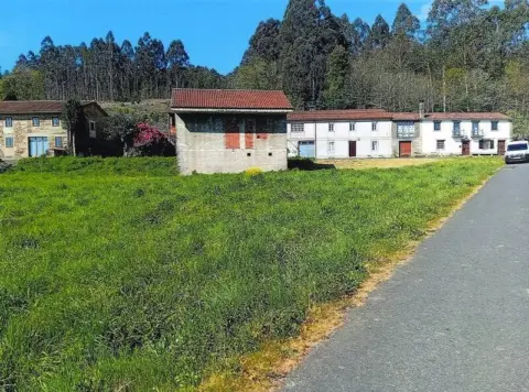 Casa en O Piñeiro (Celtigos)