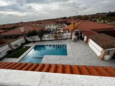Chalet en Carranque