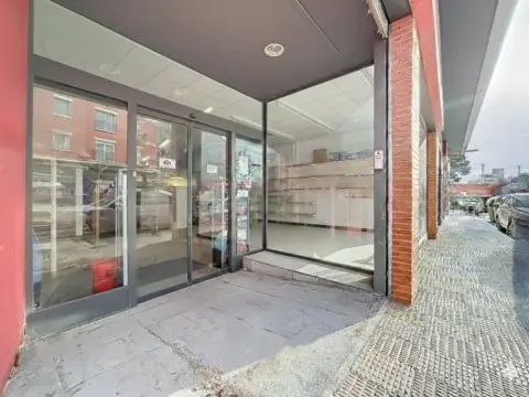 Local comercial en Camino de San Marcial