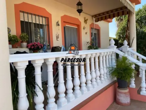 Casa rústica en Almodóvar del Río