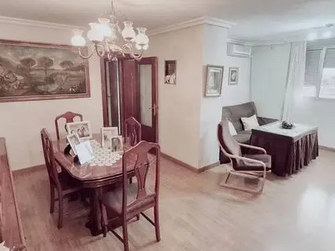 Piso en Pino Montano