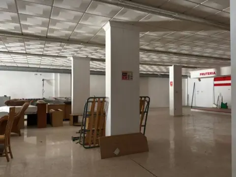 Local comercial en Moraleda de Zafayona