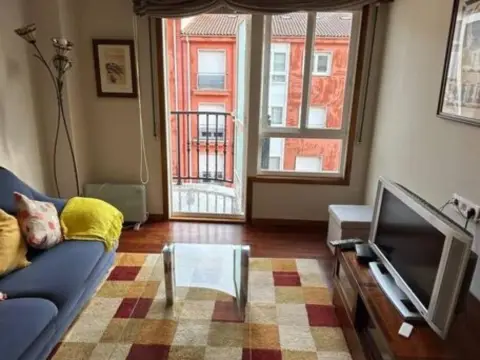 Piso en A Cabanela (Urdilde)