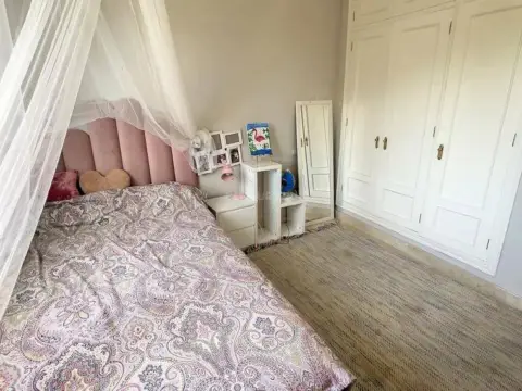 Casa adosada en Paseo de Dinamarca, 489