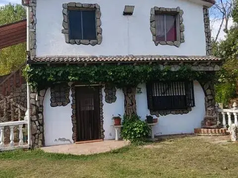 Casa rústica en Arenas de San Pedro