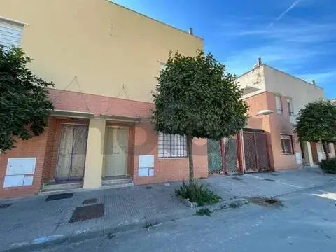 Casa adosada en Rociana del Condado