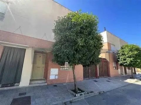 Casa adosada en Rociana del Condado