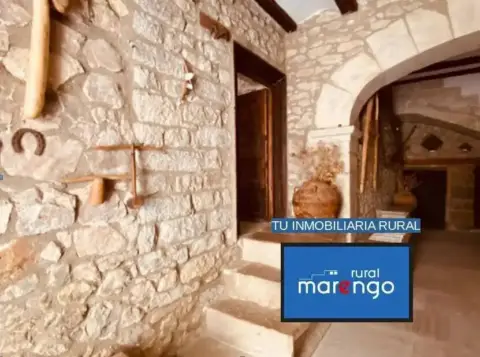 Chalet en La Mata de Morella