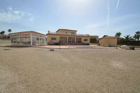 Chalet en Campos del Río