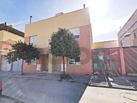 Casa adosada en Rociana del Condado