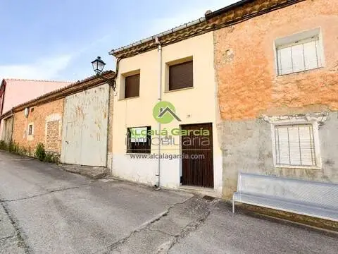 Casa adosada en Alcubilla del Marqués