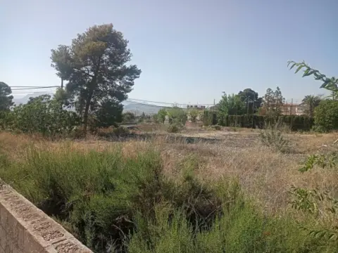 Terreno en Petrer