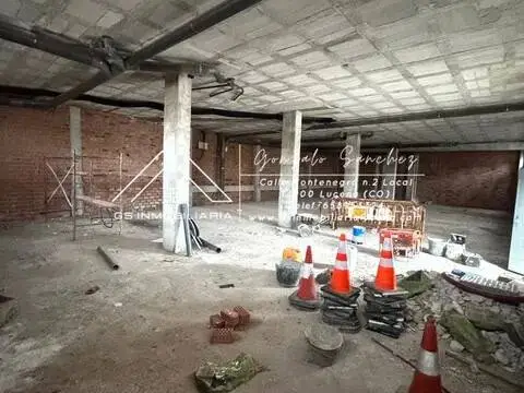 Local comercial en Lucena