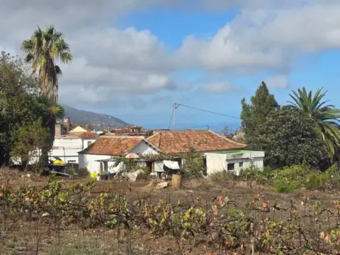 Finca rústica en Camino de la Sierra
