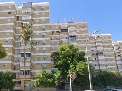 Piso en calle Miletos