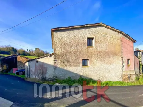 Chalet en Abegondo