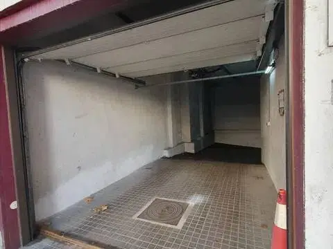 Garaje en calle de Antonio Blázquez