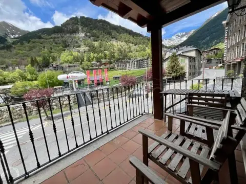 4-bedroom penthouse for rent in Arinsal, La Massana · 14 of 60