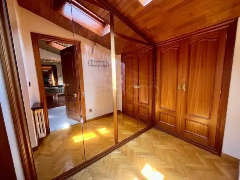 4-bedroom penthouse for rent in Arinsal, La Massana · 10 of 60