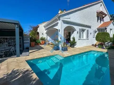 Casa en Vallpineda-Rocamar