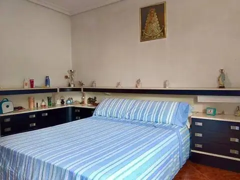 Piso en Parque Alcosa-Jardines del Edén