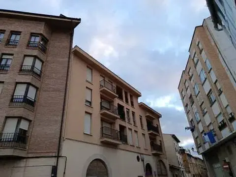 Piso en calle de las Cuevas