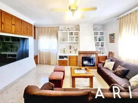 Chalet en El Romeral-Santa Amalia