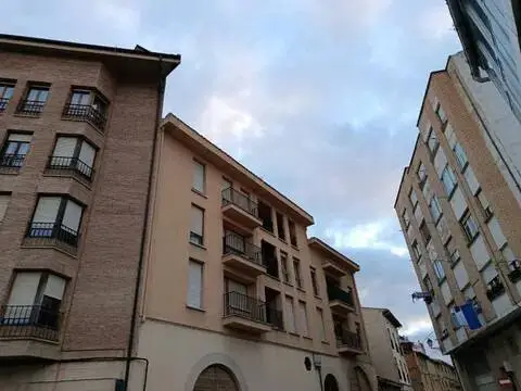 Piso en calle de las Cuevas