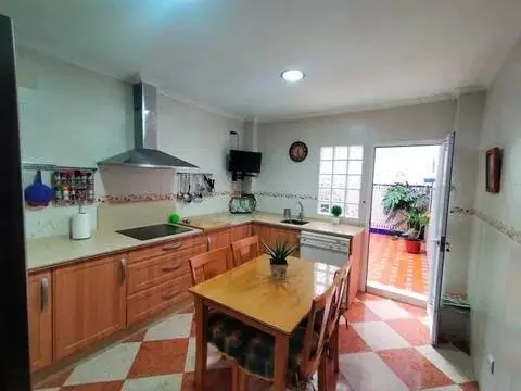 Casa adosada en calle del Guadalquivir