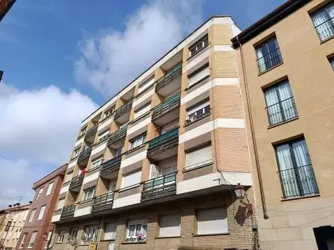 Piso en calle de la Ventilla