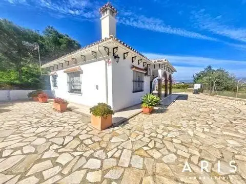 Casa rústica en El Romeral-Santa Amalia