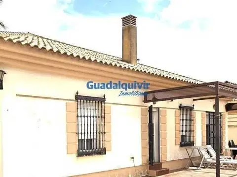 Chalet en Entrenúcleos