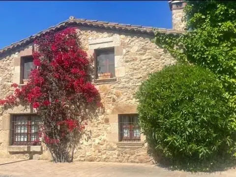 Casa rústica en Fenals
