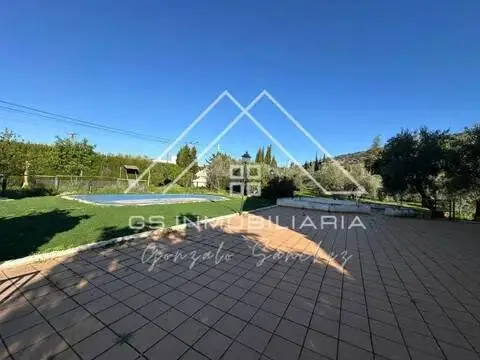 Chalet en Lucena